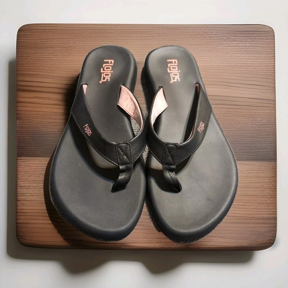 FLOJOS Jersey Josie MEMORY FOAM Flip Flop BEACH SANDALS in Black WOMEN’S Size 9